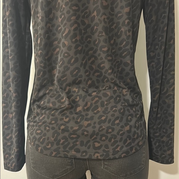 Ann Taylor Women’s Dark Brown Cheetah Print Long Sleeve Blouse Size Medium - Picture 7 of 10